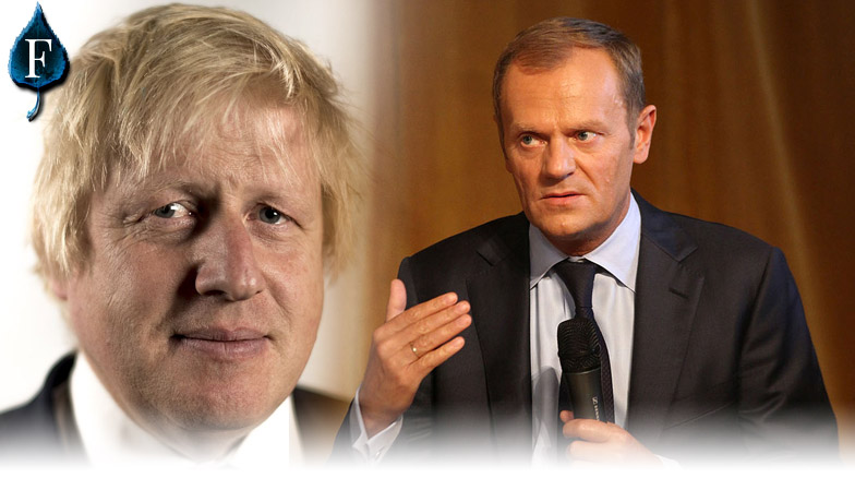 Eurokraten Tusk twittrar att britterna borde lägga ner tankarna på Brexit när Johnson och Davis avgått