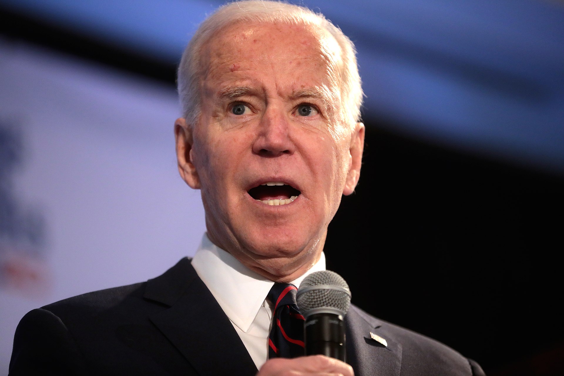 Joe Biden 77 år är nu den yngste manlige presidentkandidaten för Demokraterna